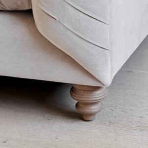 Hugo loveseat-Plush Velvet Tufted Loveseat - Love seat |leg design